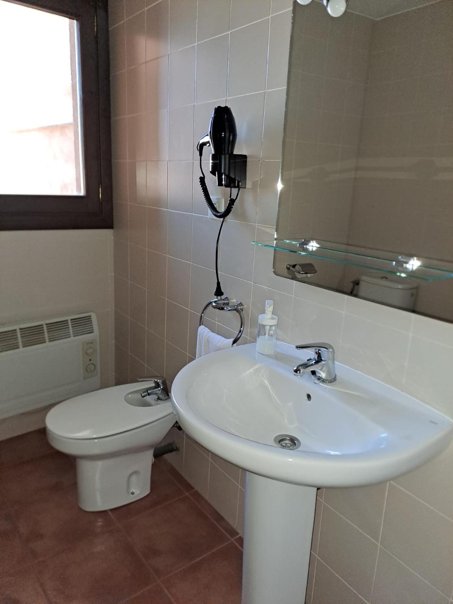 Delicias Hotel Peraltilla Luaran gambar